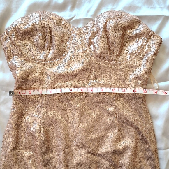 Showpo Champagne Sequin Midi Dress NWT - Picture 7 of 8